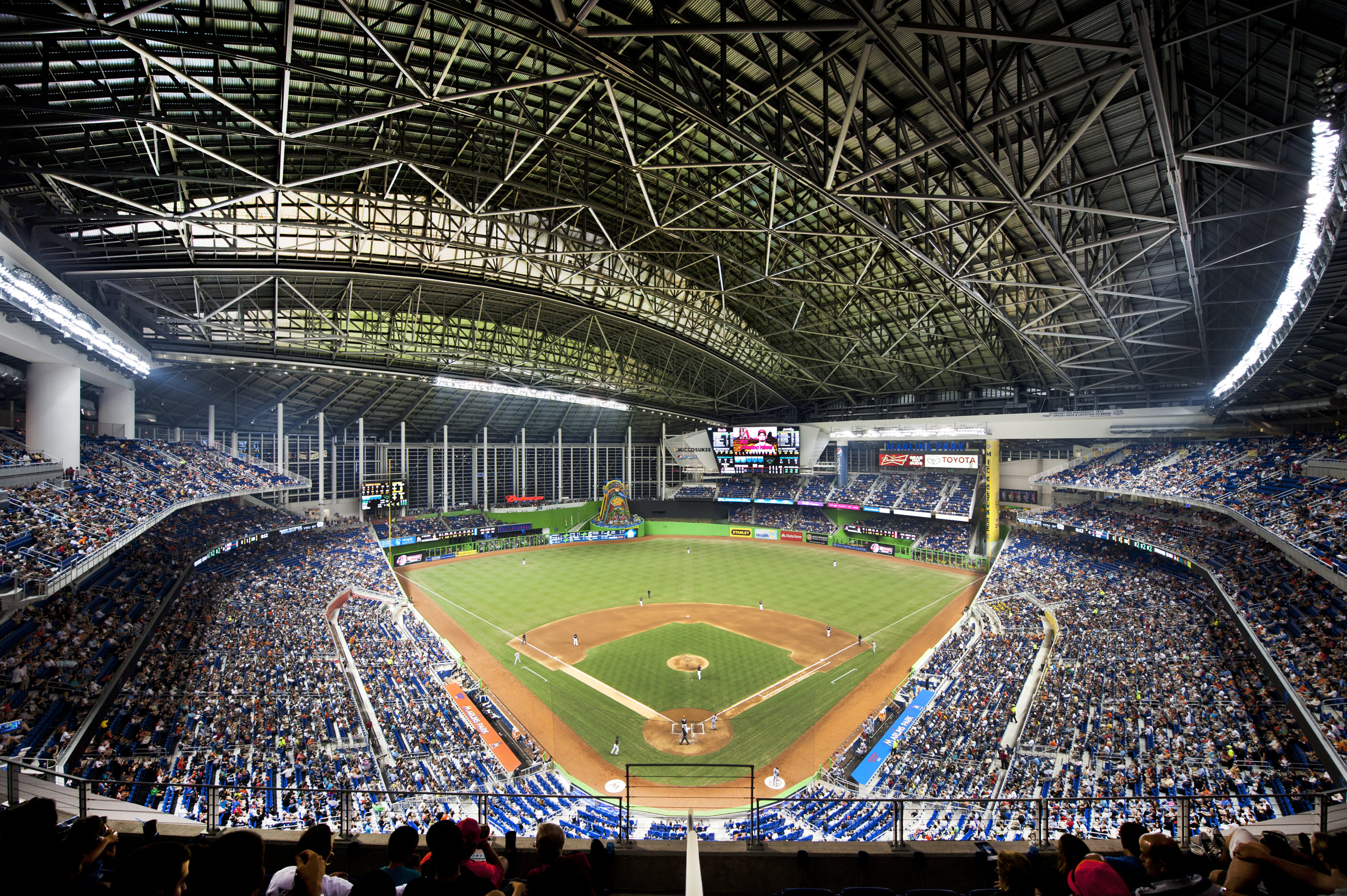 Marlins Park Miami Baseball Stadium Stock Photo - Download Image Now - Miami  Marlins, Architectural Dome, Baseball - Sport - iStock